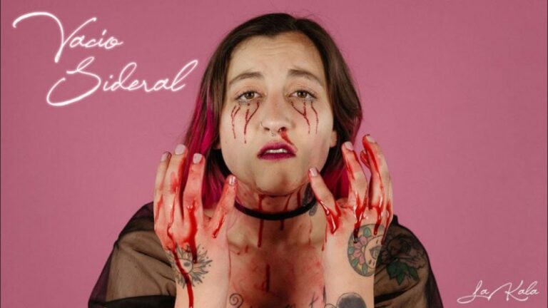 Un rito de sanación para traumas: Artista chilena La Kala estrena sencillo «Vacío Sideral»